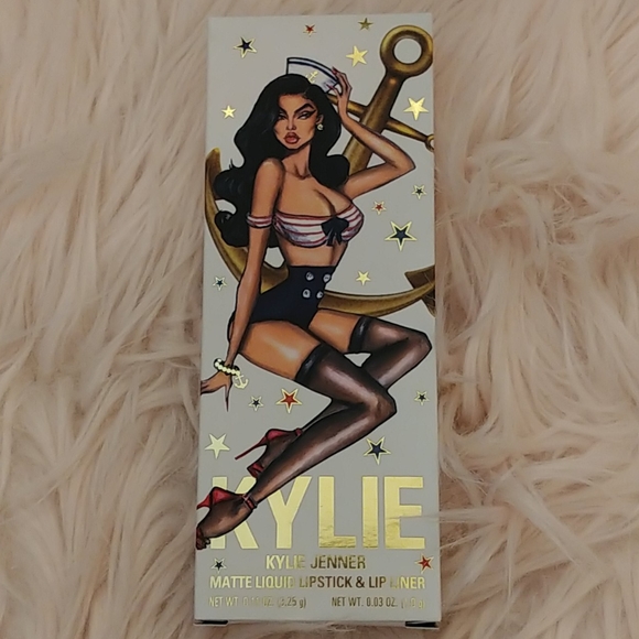 🌊NWT Kylie Cosmetic Kiss Me Sailor